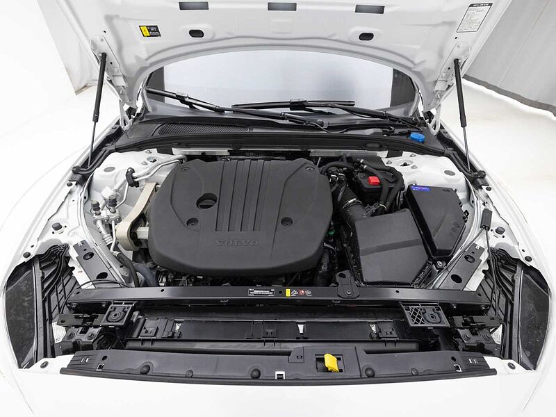 Volvo Ultra, B5 AWD 마일드 하이브리드, 가솔린, 브라이트