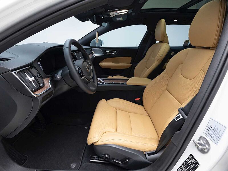 Volvo Ultra, B5 AWD 마일드 하이브리드, 가솔린, 브라이트