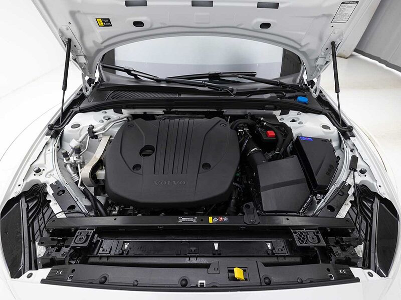 Volvo Ultra, B5 AWD 마일드 하이브리드, 가솔린, 브라이트