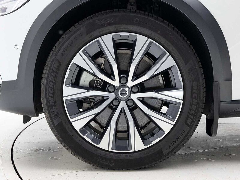 Volvo B5 AWD Ultra Bright