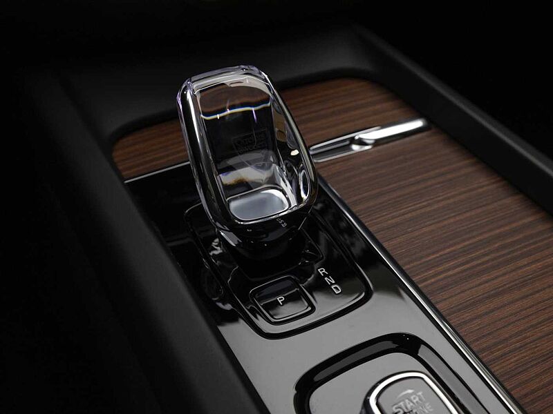 Volvo  Ultimate, B5 mild hybrid, 가솔린, Bright