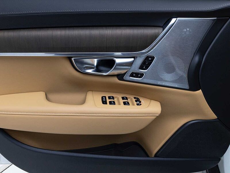 Volvo Ultra, B5 AWD 마일드 하이브리드, 가솔린, 브라이트