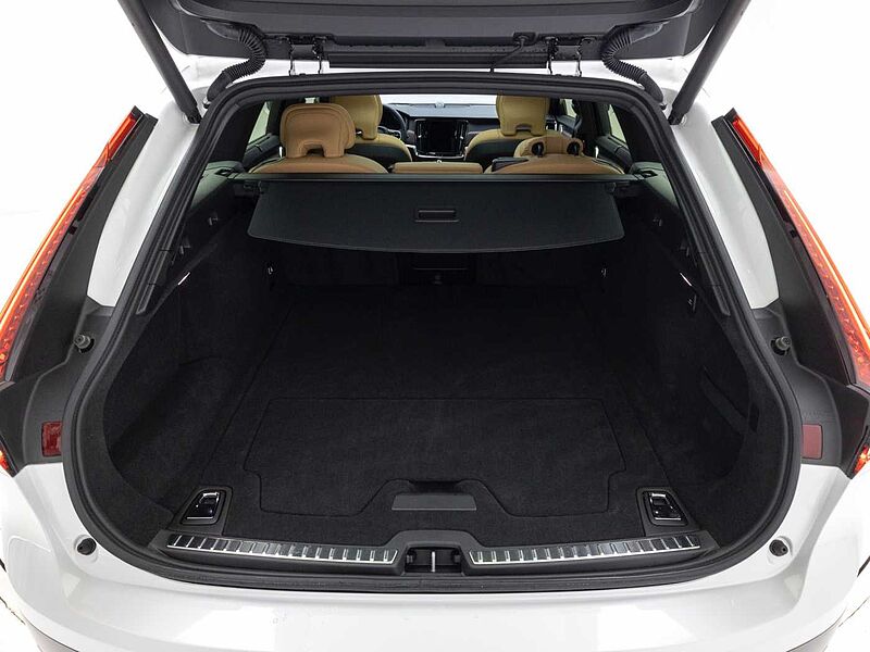 Volvo Ultra, B5 AWD 마일드 하이브리드, 가솔린, 브라이트