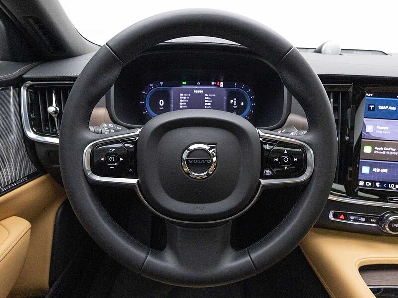 Volvo Ultimate, B5 mild hybrid, 가솔린, Bright