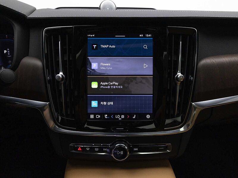 Volvo Ultimate, B5 mild hybrid, 가솔린, Bright