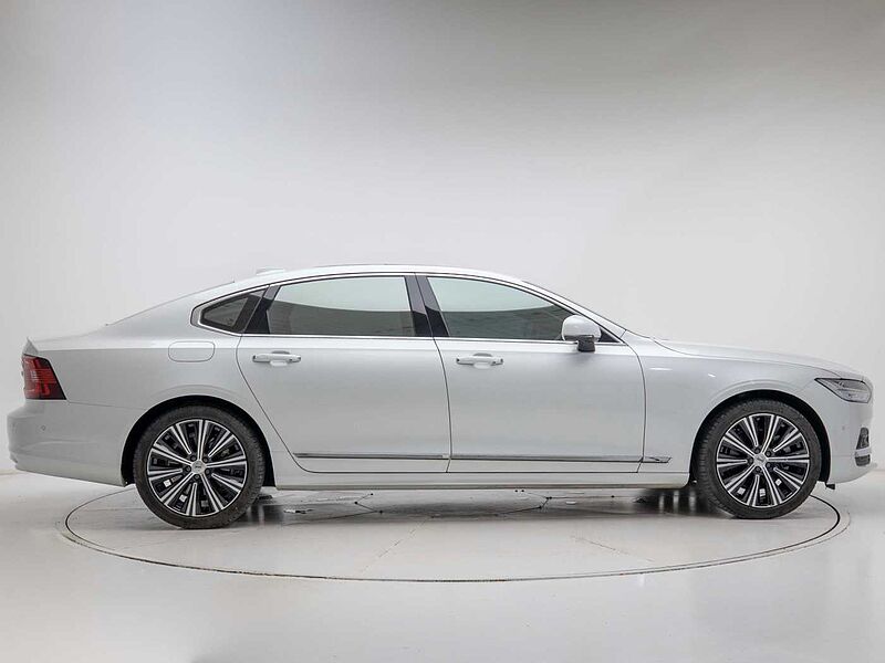 Volvo Ultimate, B5 mild hybrid, 가솔린, Bright