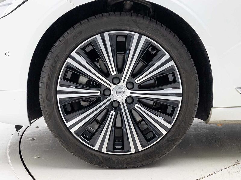 Volvo Ultimate, B5 mild hybrid, 가솔린, Bright