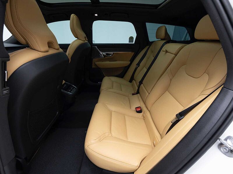 Volvo Ultra, B5 AWD 마일드 하이브리드, 가솔린, 브라이트