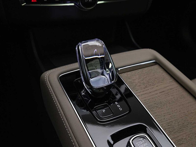 Volvo  Ultra, T8 AWD 플러그-인 하이브리드, 전기/가솔린, 브라이트, 7 좌석