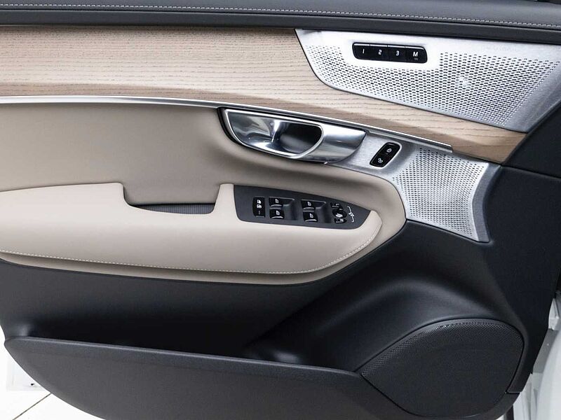 Volvo  Ultra, T8 AWD 플러그-인 하이브리드, 전기/가솔린, 브라이트, 7 좌석