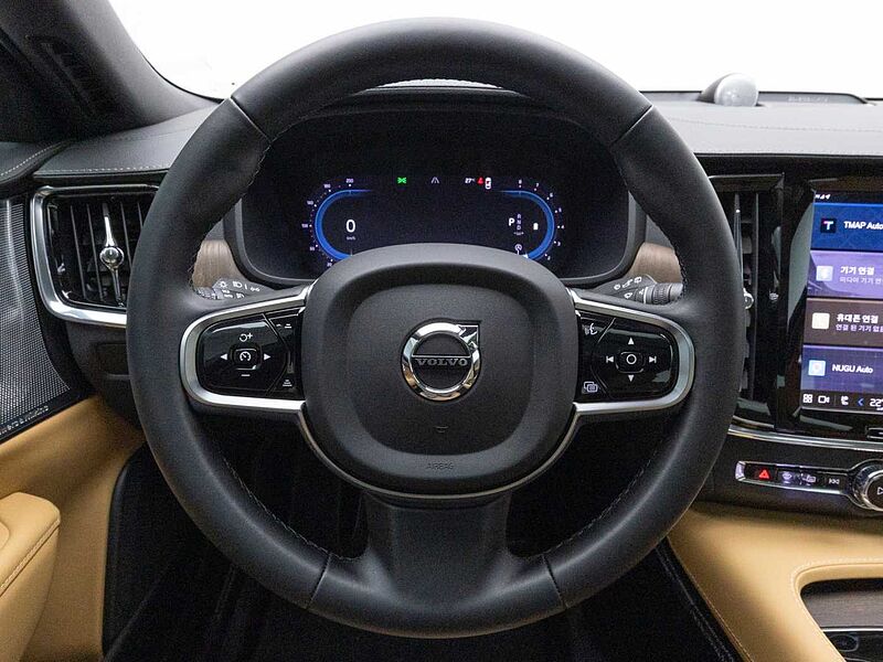 Volvo  Ultimate, B5 AWD mild hybrid, 가솔린