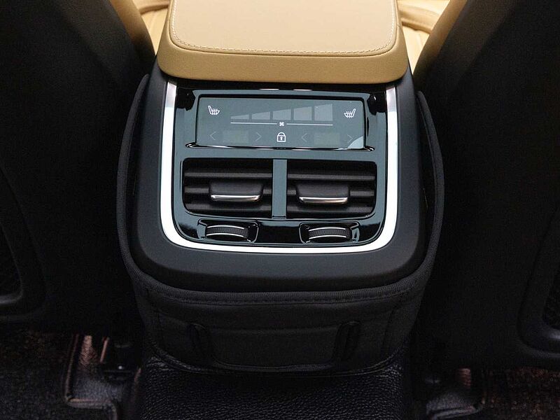 Volvo  Ultimate, B5 AWD mild hybrid, 가솔린