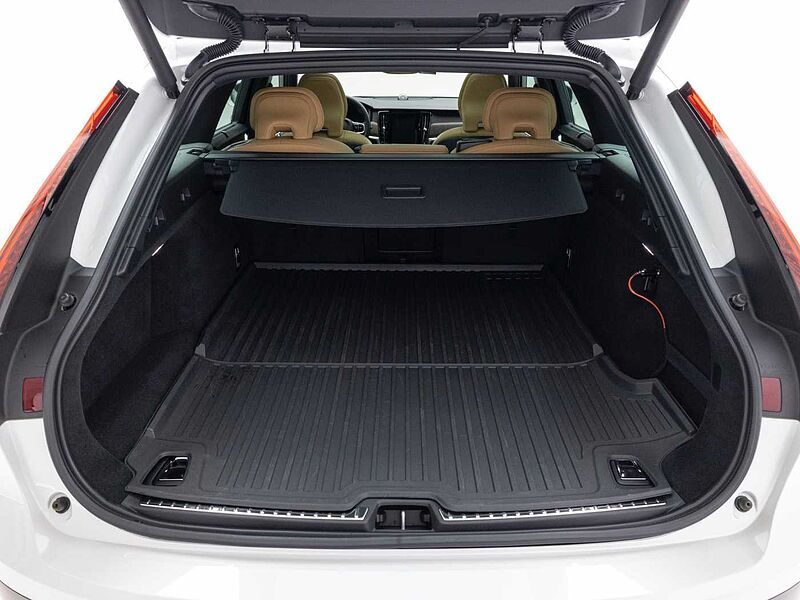 Volvo  Ultimate, B5 AWD mild hybrid, 가솔린