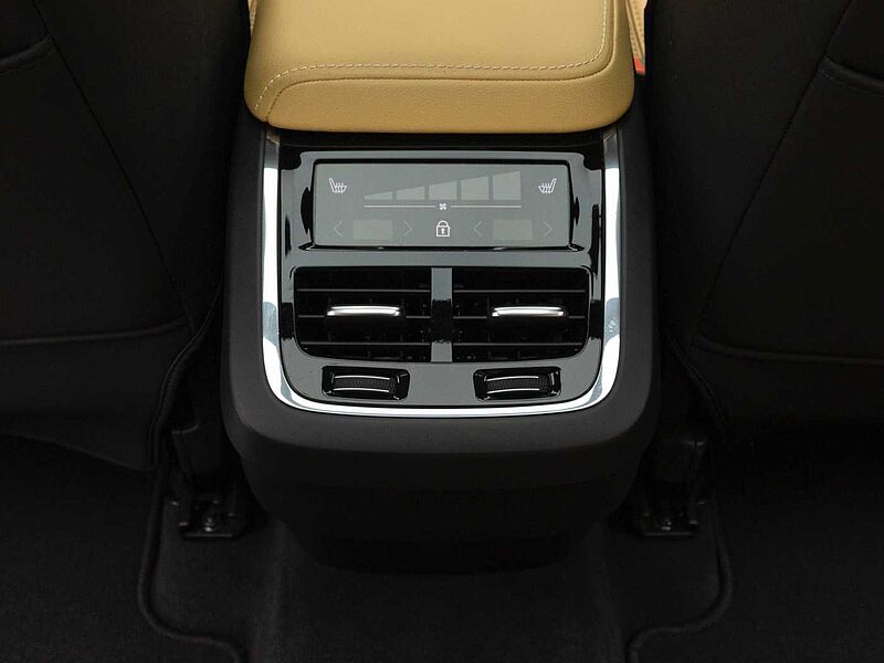 Volvo Ultimate, B6 AWD mild hybrid, 가솔린, Bright