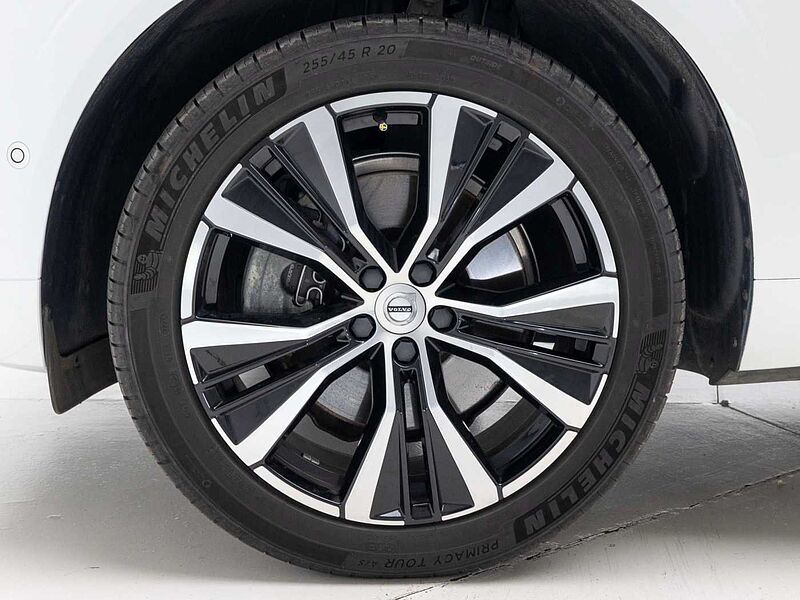 Volvo Ultimate, B6 AWD mild hybrid, 가솔린, Bright