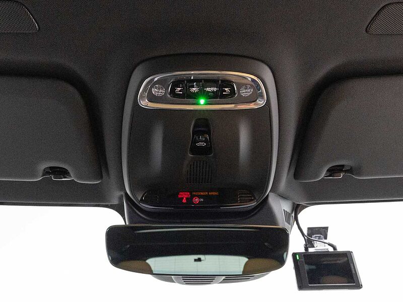 Volvo Pro, B5 AWD mild hybrid