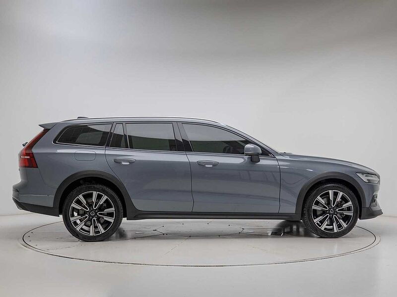 Volvo Pro, B5 AWD mild hybrid