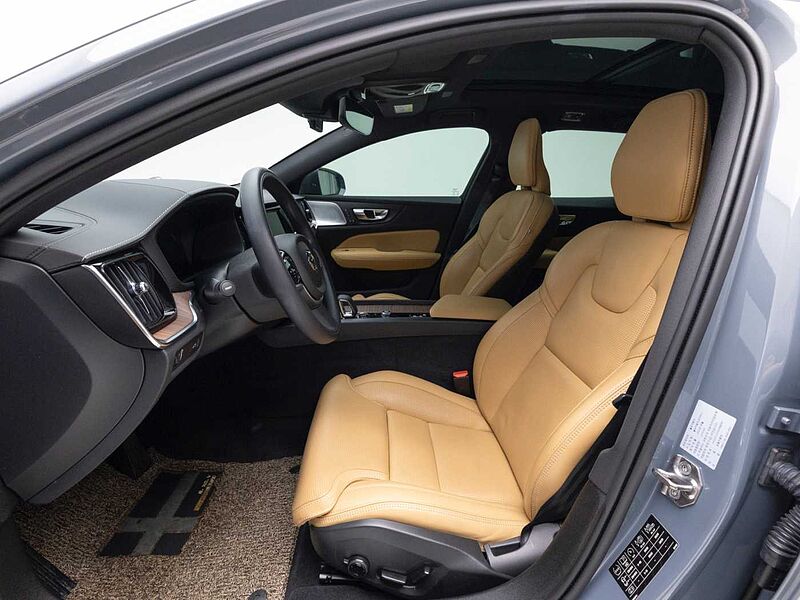 Volvo Pro, B5 AWD mild hybrid