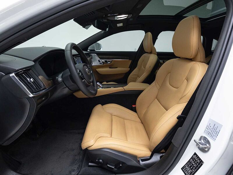 Volvo Ultimate, B6 AWD 마일드 하이브리드, 가솔린, 브라이트