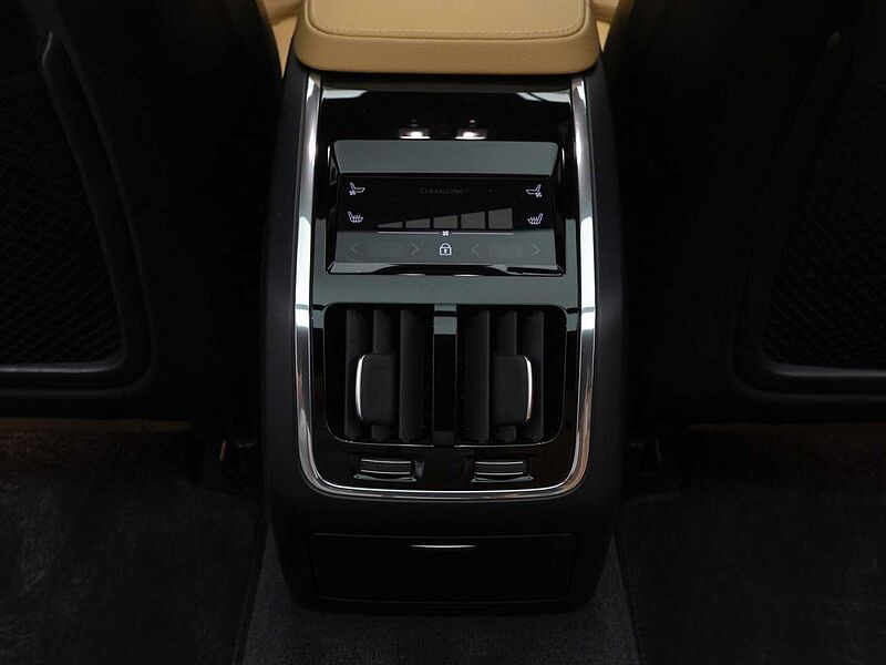 Volvo Ultimate, B6 AWD 마일드 하이브리드, 가솔린, 브라이트