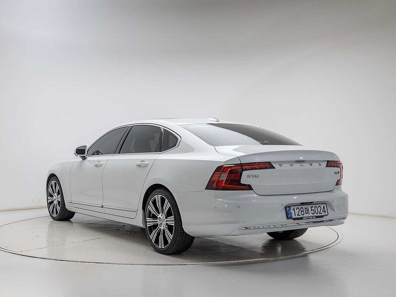 Volvo Ultimate, B6 AWD 마일드 하이브리드, 가솔린, 브라이트