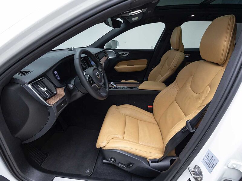 Volvo Ultra, B6 AWD 마일드 하이브리드, 가솔린, 브라이트