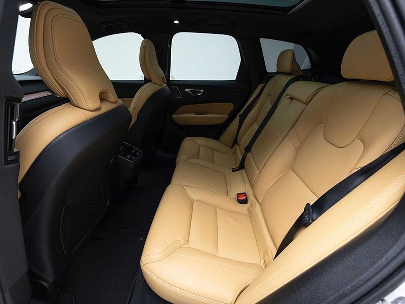 Volvo Ultra, B6 AWD 마일드 하이브리드, 가솔린, 브라이트