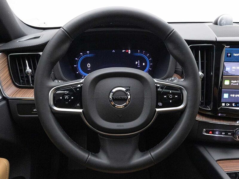 Volvo Ultra, B6 AWD 마일드 하이브리드, 가솔린, 브라이트