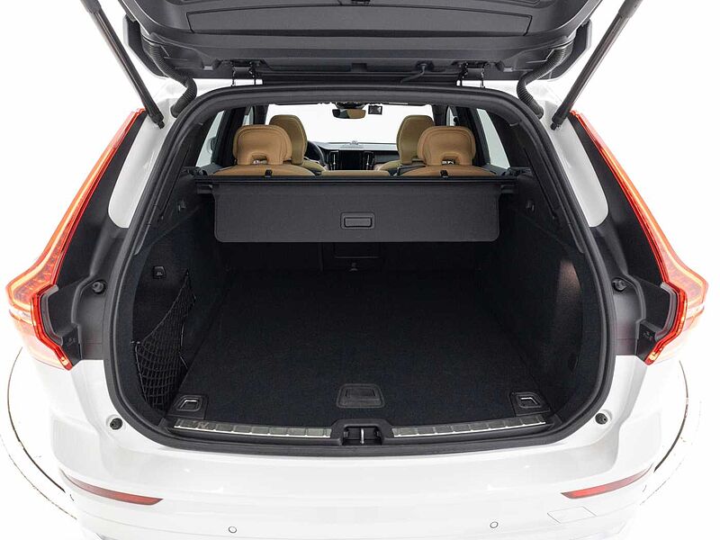 Volvo Ultra, B6 AWD 마일드 하이브리드, 가솔린, 브라이트