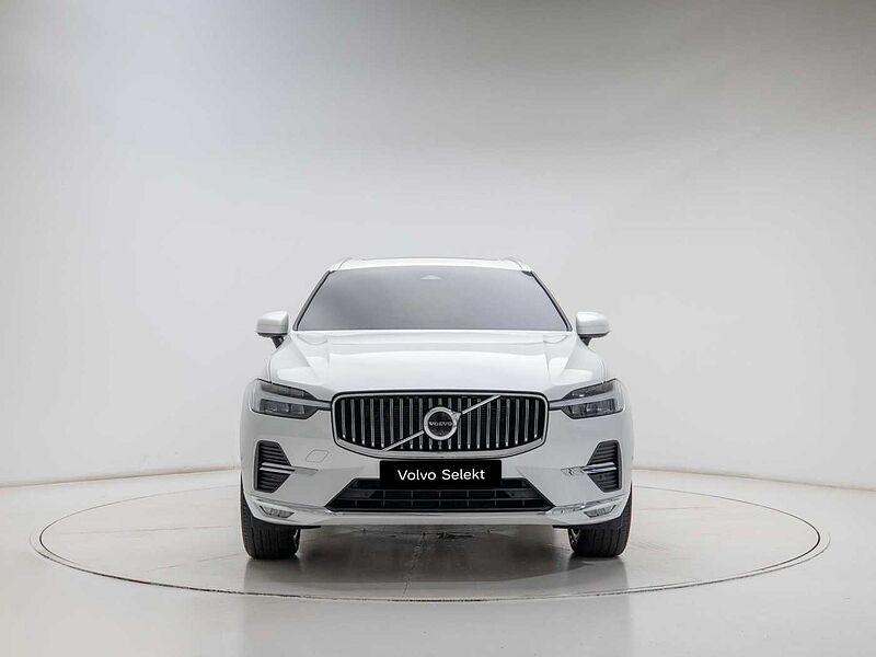 Volvo Ultra, B6 AWD 마일드 하이브리드, 가솔린, 브라이트