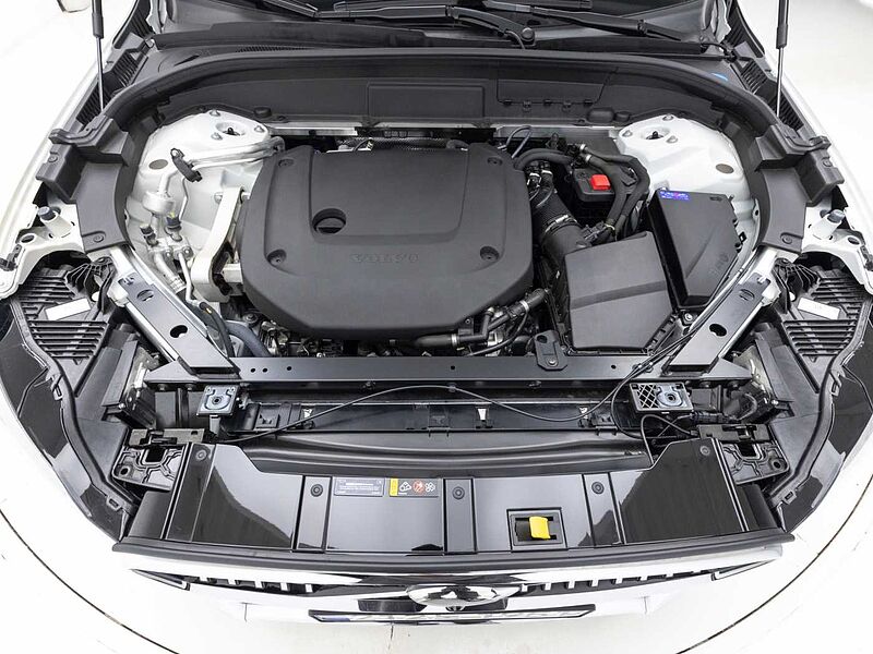 Volvo Ultra, B6 AWD 마일드 하이브리드, 가솔린, 브라이트