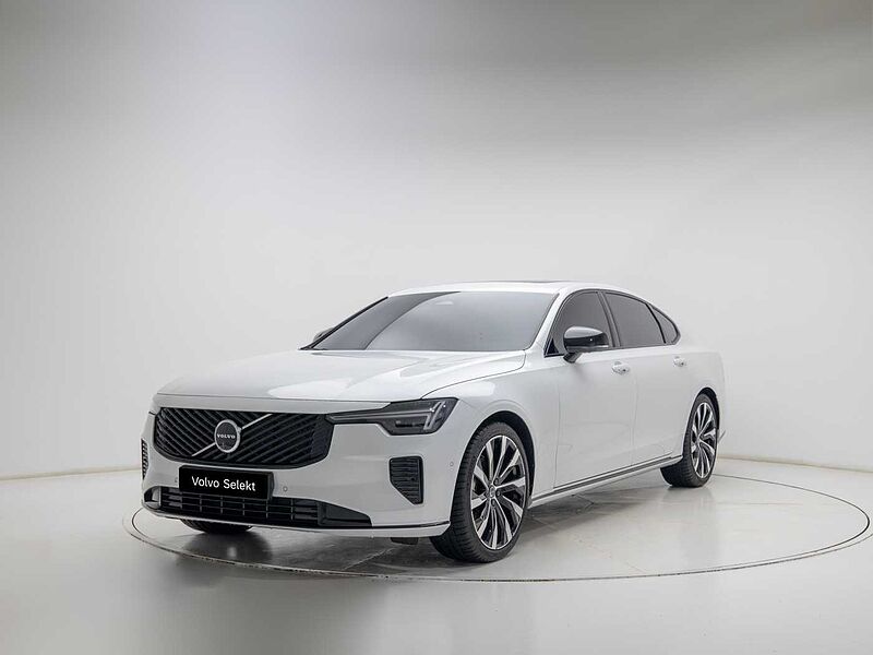 Volvo Ultra, B5 마일드 하이브리드, 가솔린, 다크