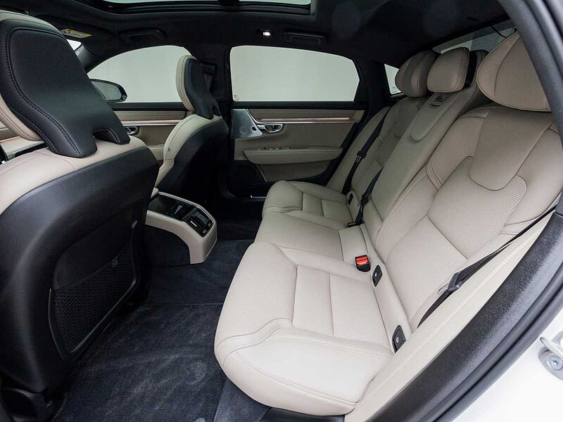 Volvo Ultra, B5 마일드 하이브리드, 가솔린, 다크