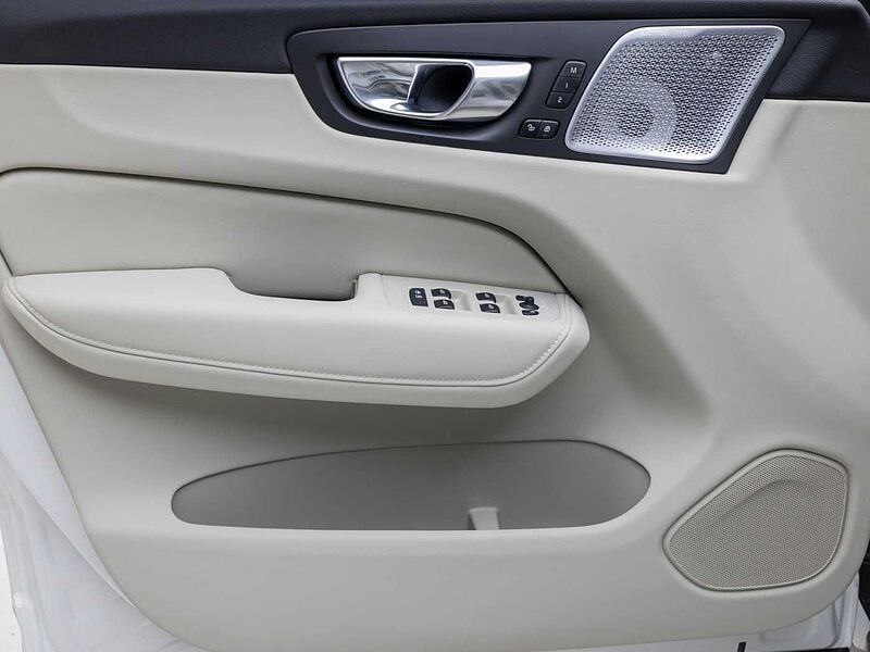 Volvo  Ultra, B5 AWD 마일드 하이브리드, 가솔린, 다크 (에어서스펜션)