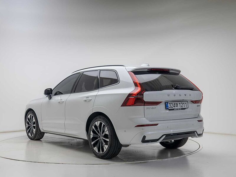 Volvo  Ultra, B5 AWD 마일드 하이브리드, 가솔린, 다크 (에어서스펜션)