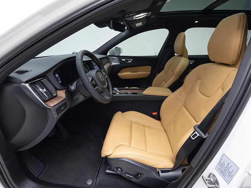 Volvo Ultra, B5 AWD 마일드 하이브리드, 가솔린, 브라이트