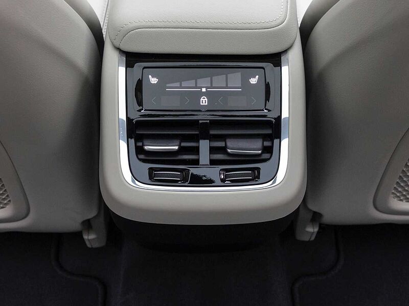 Volvo  Ultra, B5 AWD 마일드 하이브리드, 가솔린, 다크