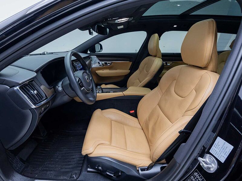 Volvo Pro, B5 AWD mild hybrid