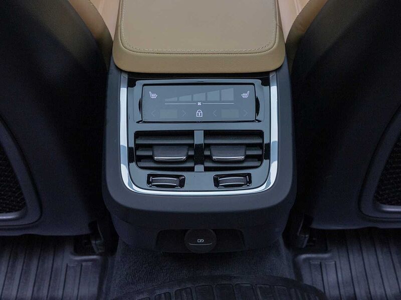Volvo Pro, B5 AWD mild hybrid