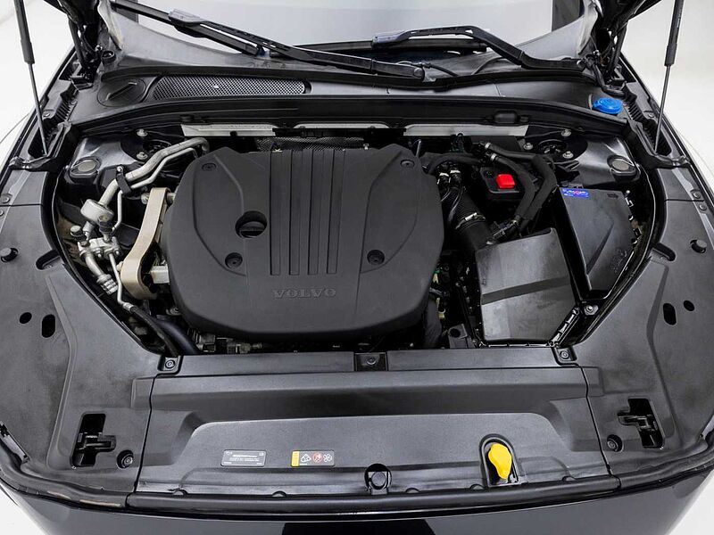 Volvo Pro, B5 AWD mild hybrid