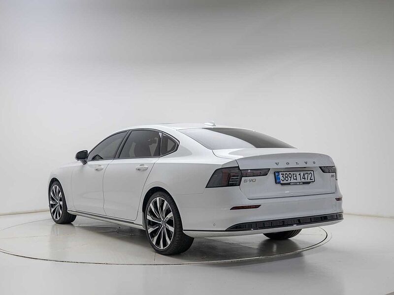 Volvo  Ultra, B5 마일드 하이브리드, 가솔린, 다크