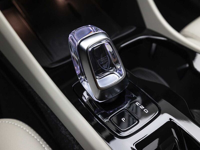 Volvo  Ultra, B4 AWD 마일드 하이브리드, 가솔린, 브라이트