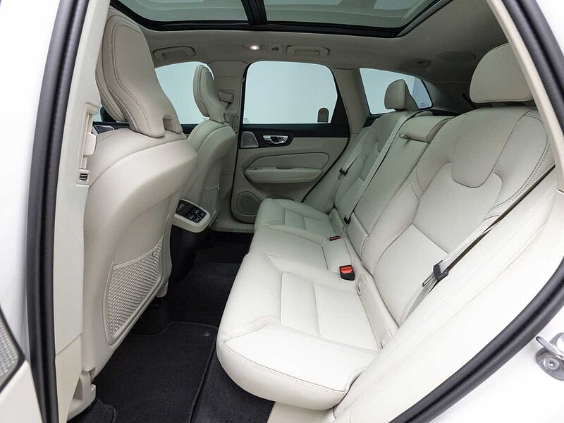 Volvo Ultra, B5 AWD 마일드 하이브리드, 가솔린, 다크