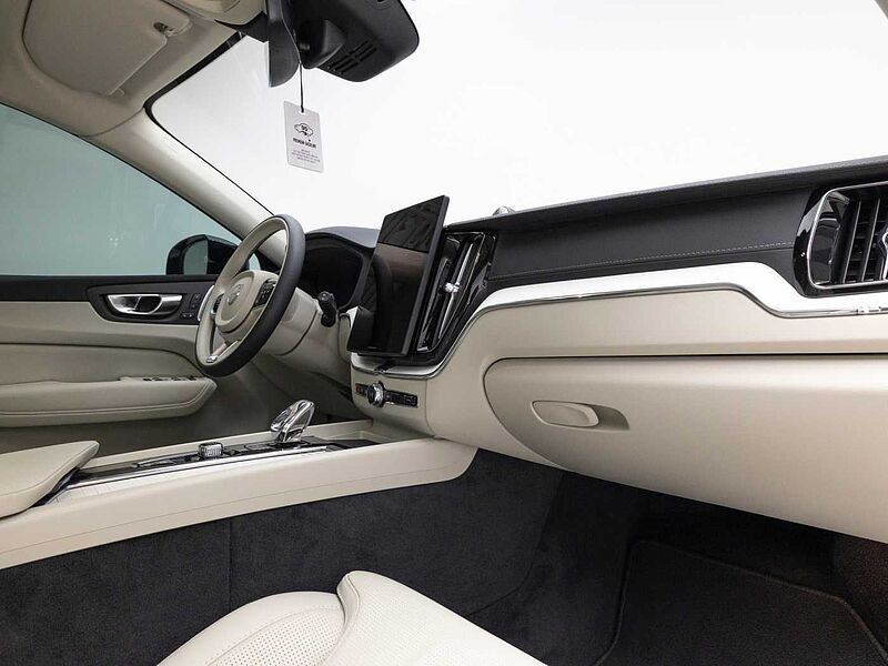 Volvo Ultra, B5 AWD 마일드 하이브리드, 가솔린, 다크