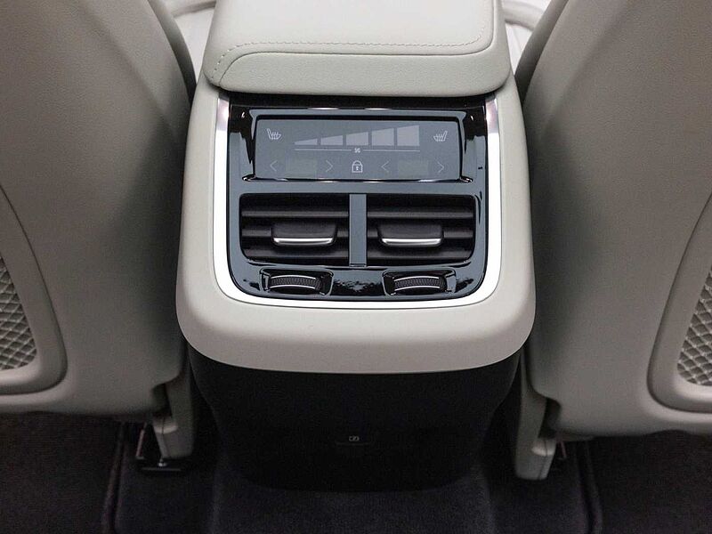 Volvo Ultra, B5 AWD 마일드 하이브리드, 가솔린, 다크
