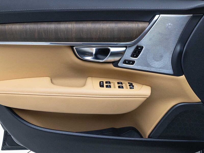 Volvo  Ultra, B5 AWD 마일드 하이브리드, 가솔린, 브라이트