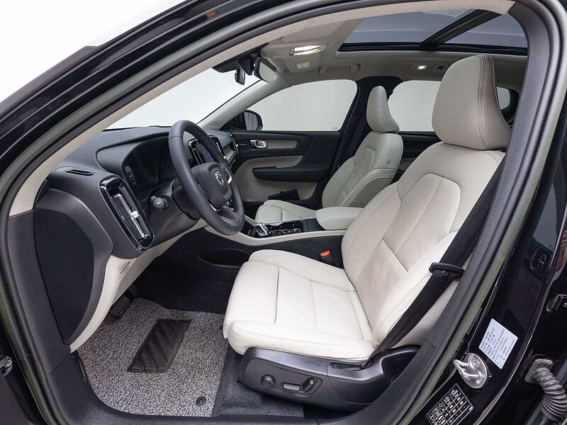 Volvo Ultimate, B4 AWD mild hybrid, 가솔린, Bright