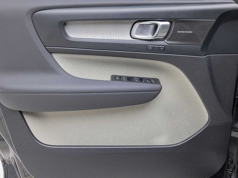 Volvo  Ultra, B4 AWD 마일드 하이브리드, 가솔린, 브라이트