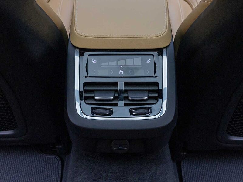 Volvo  Ultra, B5 AWD 마일드 하이브리드, 가솔린, 브라이트
