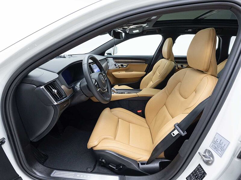 Volvo Ultra, B5 AWD 마일드 하이브리드, 가솔린, 브라이트